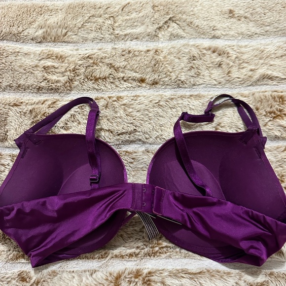 VS Bombshell Bra - Picture 4 of 5